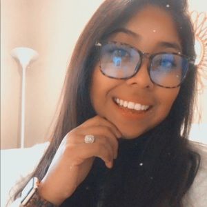 Meet your Posher, Estefany